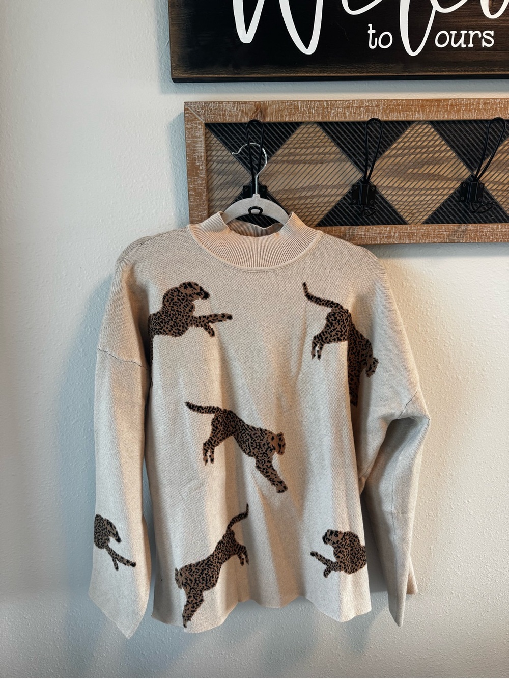 SHEIN Cream Leopard Print Sweater